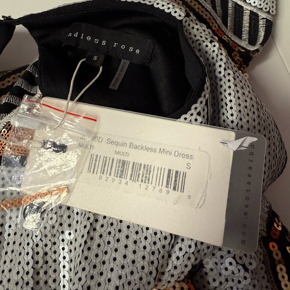 Endless Rose Sequin Backless Mini Dress Size Small Gold Black White NEW - Picture 6 of 15